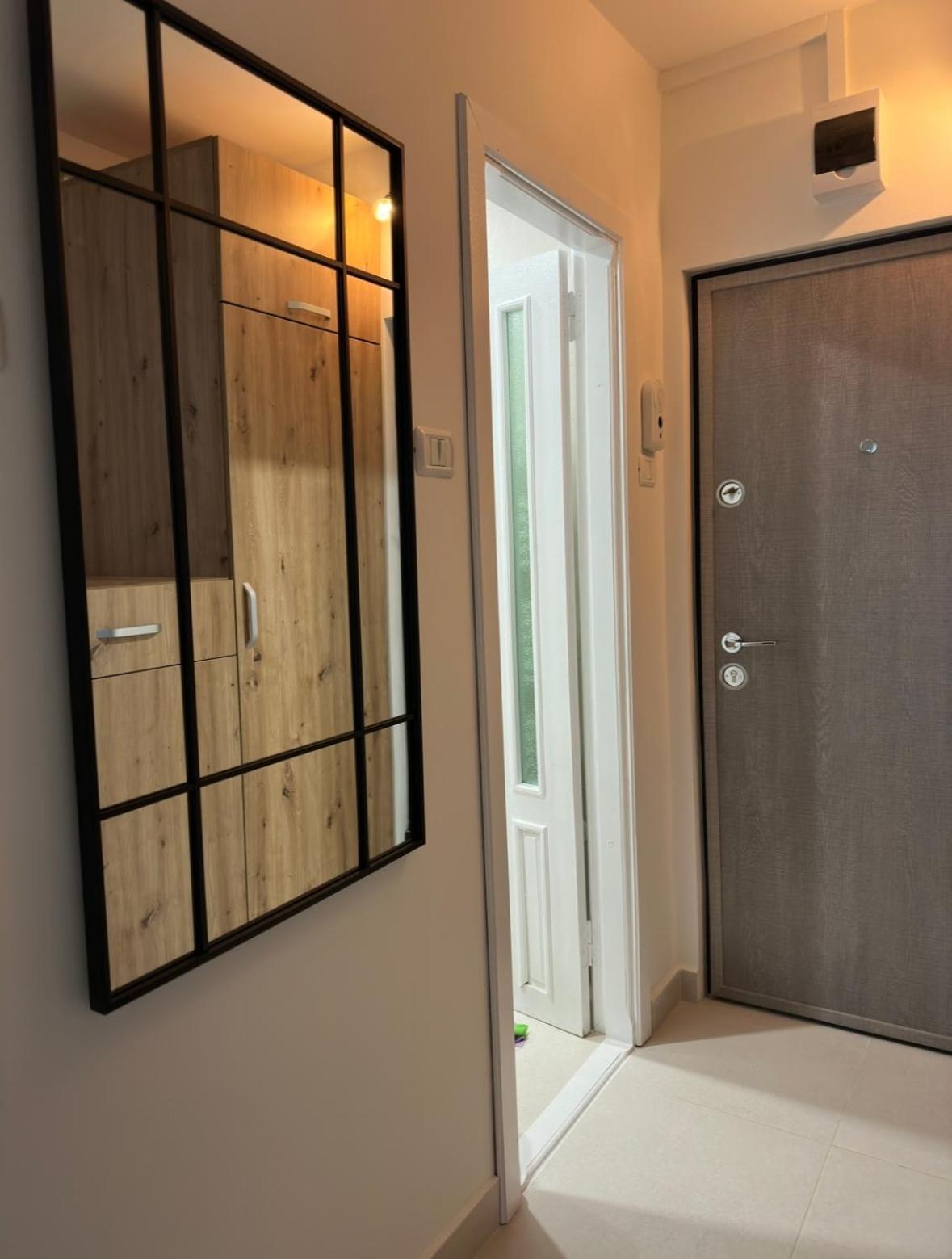 One Room Apartment- Self Check-In 24H Resita Exterior photo